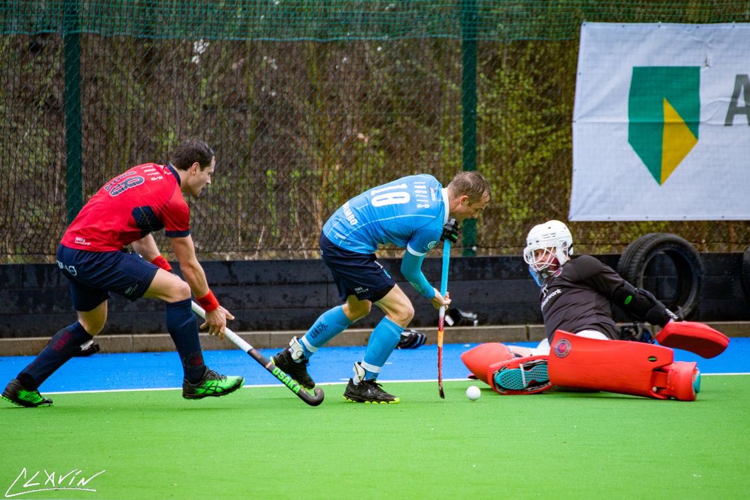 PlayOff Ticket booked. 
#goaliegruesse #wolfgangdeutschland #comeonyoureds #forzadragons #obogang 
<a href="/fihockey/">Clive McMurray</a> <a href="/eurohockeyorg/">EuroHockey</a> <a href="/ehlhockeytv/">Euro Hockey League</a> <a href="/khcdragons/">KHC Dragons</a> @obogoalkeepers <a href="/y1hockey/">Y1 Hockey</a> <a href="/gribbidcom/">gribbid</a> @noccobenelux