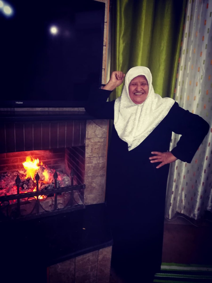 ShareefOpid's tweet photo. هيه أمي قلبي وعيني ... هيه أمي نبضي وحنيني ... هيه أمي أجمل سنيني .. ❤💚

هيدي إمي تعتل همي .. 🌹💚🌺❤

بحبك #يمه ... والله يطول بعمرك ويعطيكي الصحه والعافيه وهدات الباال ويخليلي اياكي واضل عايش بحسك وبنفسك ياررب يااارووحي ... بحبك ❤💚❤💚🌺🌹🌺🌹🌺❤💚❤💚❤🌹🌺🌹💚🌺🌹❤ https://t.co/hrTNAf2srx
