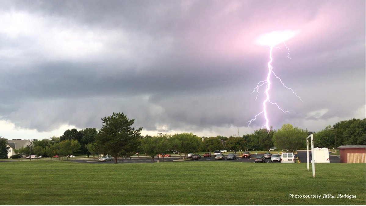 dgcoem's tweet photo. Welcome Spring! And with spring comes thunderstorms. Get ready before severe weather by joining us for Weather 101, a FREE basic severe wx class, tonight (3/20) at @lawrencelibrary at 7PM. https://t.co/U7gpVzSnC3 #kswx #weathersafety #beprepared 3/20 @ 10AM @NWSTopeka https://t.co/xEpN6uG05k
