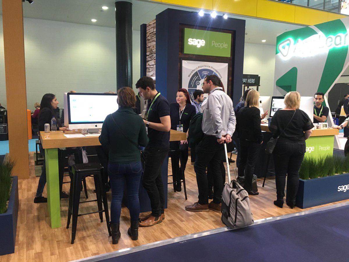 LauraPoole_91's tweet photo. Busy here on stand 401 but still drones to give away. Come and get your demos! #UNLEASH19 @sagepeople https://t.co/oIPnwgDxMY