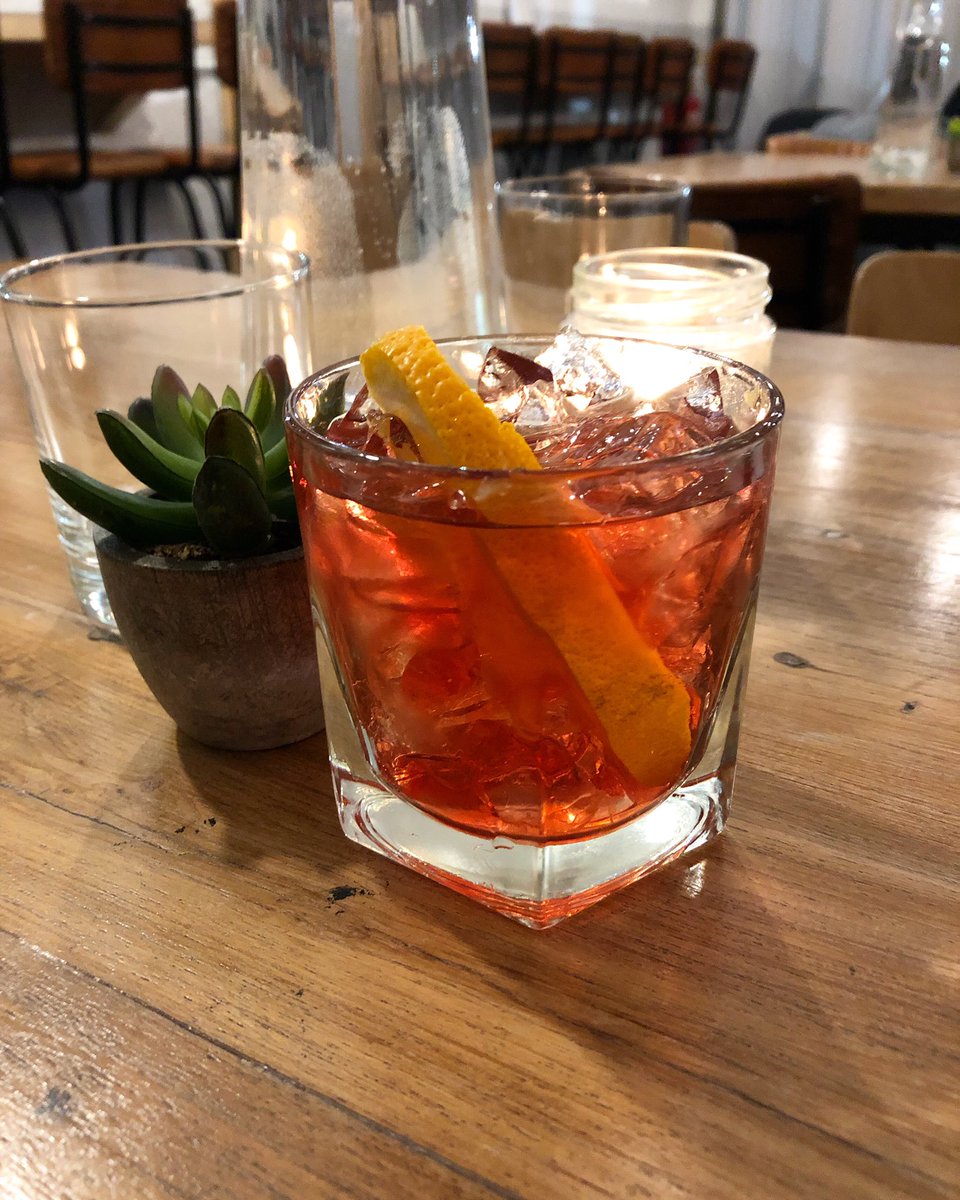 It’s 241 on all cocktails this evening <a href="/copelandsocial/">copelandsocial</a> from 6pm-7pm. The happiest of hours. #copelandsocial