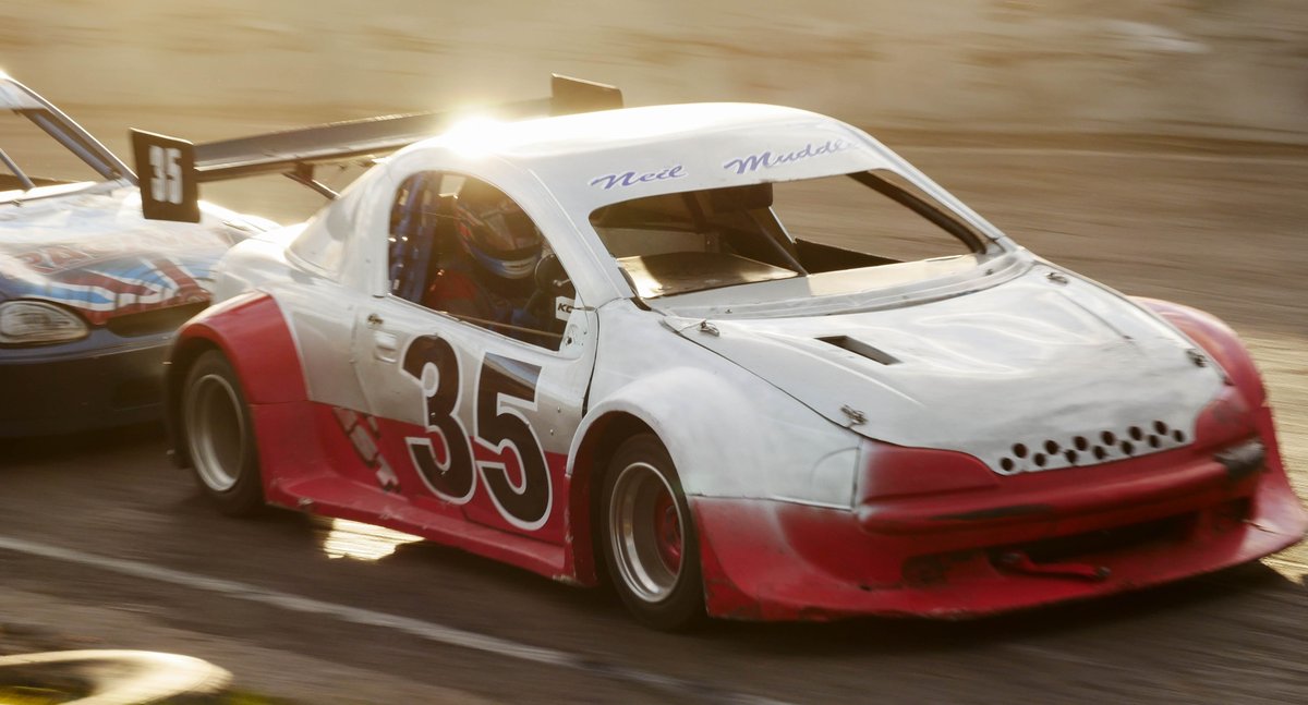 WeltchMedia's tweet photo. Announcing the inaugural Weltch Media West of England Slick Cars Championship at @MendipsRaceway1 https://t.co/PzHX5gAcfU #motorsport #sportsbiz #hotrods #slickcars https://t.co/yt22YRAdKt
