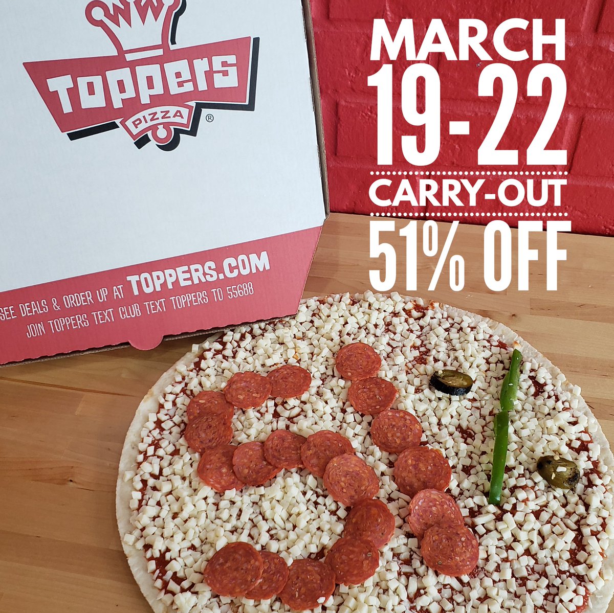 ToppersPizzaKC's tweet photo. 🏀 It's March and this deal is Madness!
51% Off Regular Priced Pizzas until 3.22
Order Now @ https://t.co/77ND4R9YJD
#MarchMadness #RockChalk #WildcatNation https://t.co/wI5aVpRQ8l
