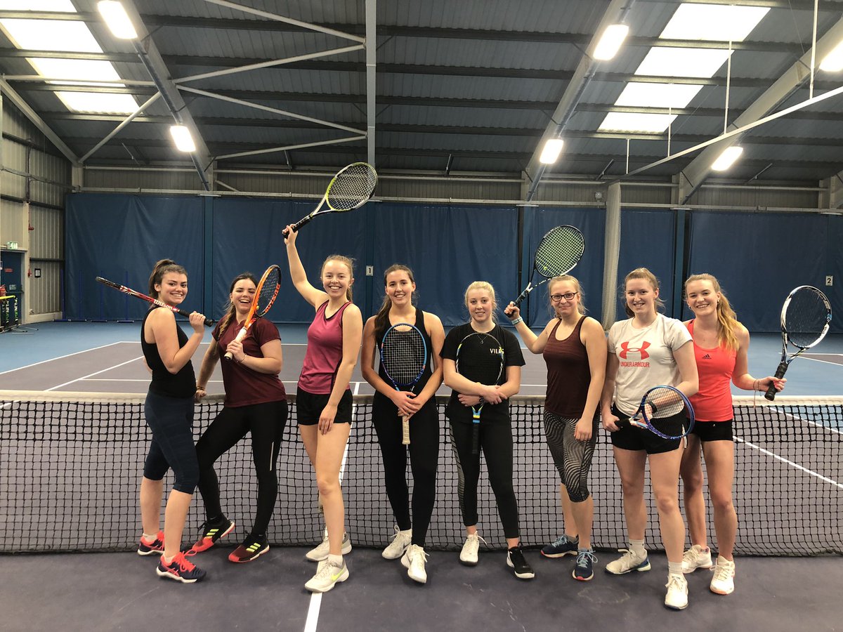 CMetTennis's tweet photo. We had an amazing girls only training session this morning !! Watch her go!
.
🔥 💪 🏹 
.
#watchhergo #unitennis #cardiffmet #squad #thisgirlcan #cardiffmet #upthearcher https://t.co/nxPZbabq5f