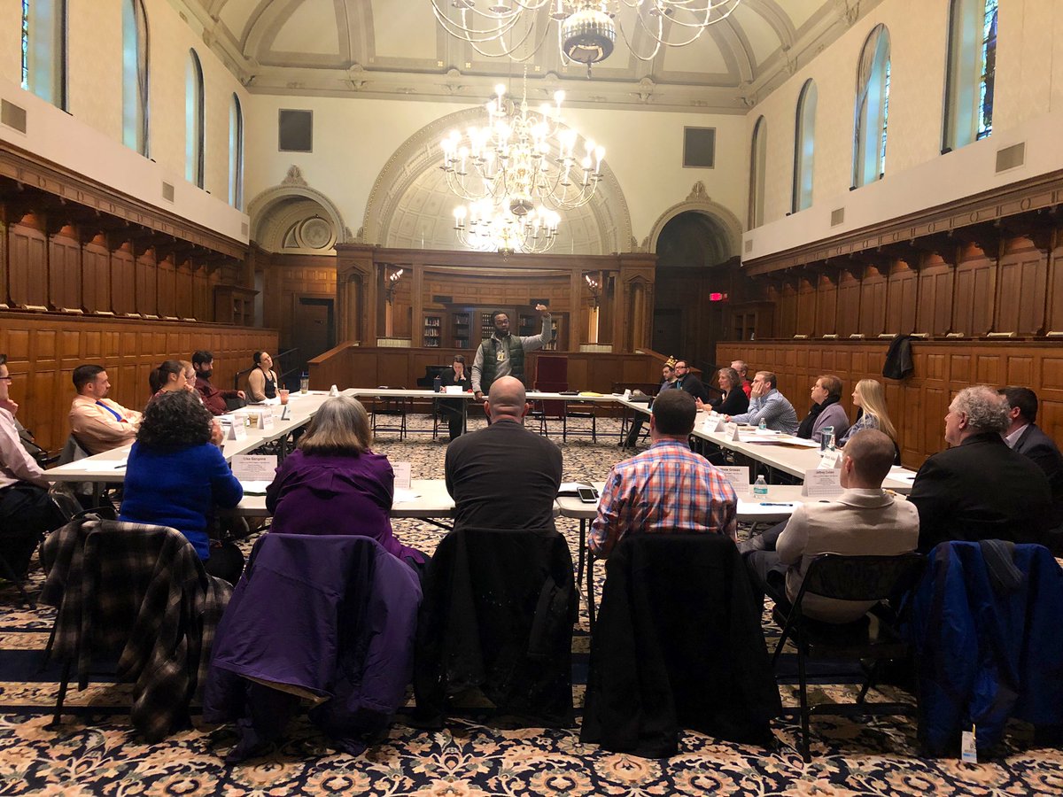 BNIWeHaSynergy's tweet photo. Jonah of Pansy Homecare Service leading a powerful and eye-opening presentation on #dementia - his goal is to change West Hartford and make it a dementia-friendly community.  If you have a friend or family member suffering, please call Jonah’s team today: 860-794-8131 🙏♥️ https://t.co/TJg1LpyS05