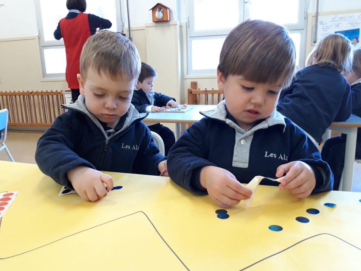 lesalzines's tweet photo. Interaules Llar2 👉🏻 la importància de compartir petites experiències! #Aude #aprenemjunts #interaules #ambients #llarinfants #aprenemjugant #competenciaglobal #estimulacio #preparatsperalcanvi https://t.co/7luLFF3KqZ