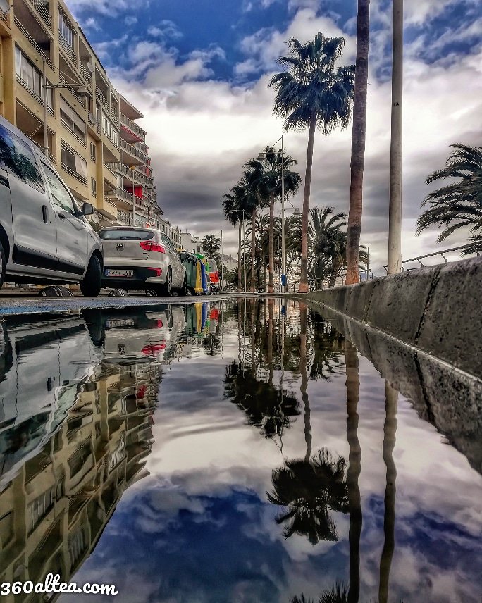 360altea's tweet photo. Hi spring, what about some rain?
#altea #visitaltea #enjoyaltea #costablanca #alicante #igersmarinabaixa #visitspain #sonyalpha #unlimitedspain #op_c #igersalicante #alicanteinsta #total_alicante #tot_valencia #mediterráneoenvivo #mediterraneoenvivo #puddles #reflections https://t.co/5a2TBp2m7u
