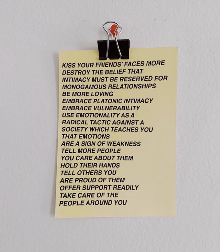 creativespace00's tweet photo. LOVE YOUR FRIENDS AND THE PEOPLE CLOSE TO YOU!!! https://t.co/AwpU1Wa7uK