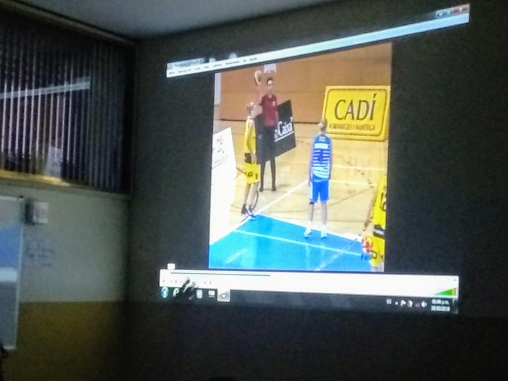 Cirjoeba's tweet photo. @Cirjoeba sigue TRABAJANDO sin descanso en su objetivo de multiplicar, y ayer Martes continuó con sus charlas Técnicas, está vez les tocó trabajar en equipo en cuanto: SITUACIÓNES ESPECIALES, I.R.S, y Faltas Técnicas.... El Baloncesto NO SE DETIENE https://t.co/iwZLyNAXXK