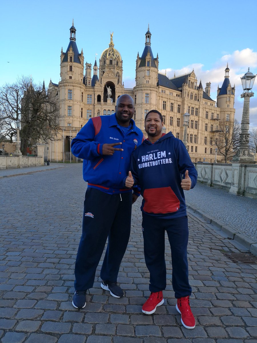 chrishandles's tweet photo. Me and the Fam @BigEasyLofton ventured out to see this castle in Schwerin, Germany. So important to take advantage of lifeโs opportunities. #harlemglobetrotters #blessed #lifeexperiences #thumbnation https://t.co/AbnU6groz2