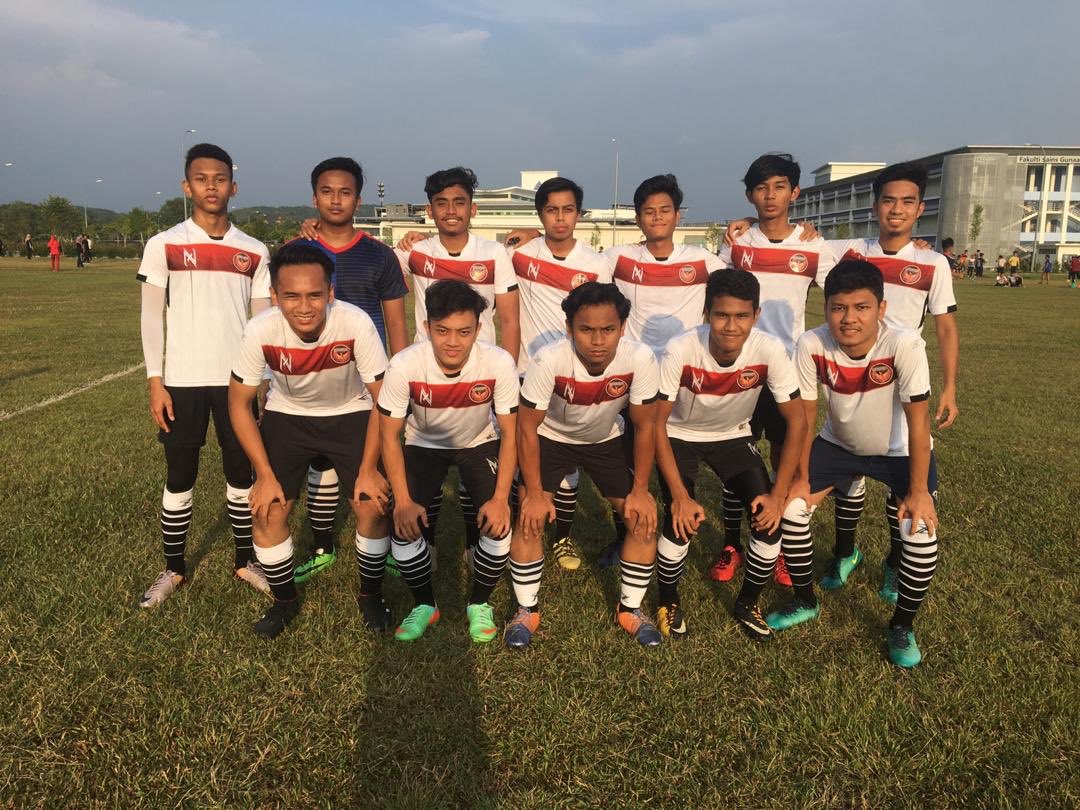 sukan_uitmperak's tweet image. Keputusan Penuh Perlawanan

Kejohanan Bola Sepak
9 Sebelah
UiTM Cawangan Perak 
Kampus Tapah Tahun 2019

Perdais 1-0 Disk

#9sebelah
#perdais
#disk  
#uitmtapahfc