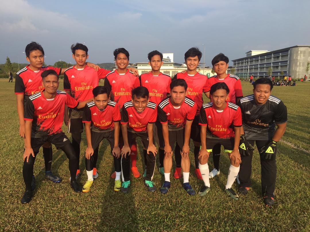 sukan_uitmperak's tweet image. Keputusan Penuh Perlawanan

Kejohanan Bola Sepak
9 Sebelah
UiTM Cawangan Perak 
Kampus Tapah Tahun 2019

Perdais 1-0 Disk

#9sebelah
#perdais
#disk  
#uitmtapahfc