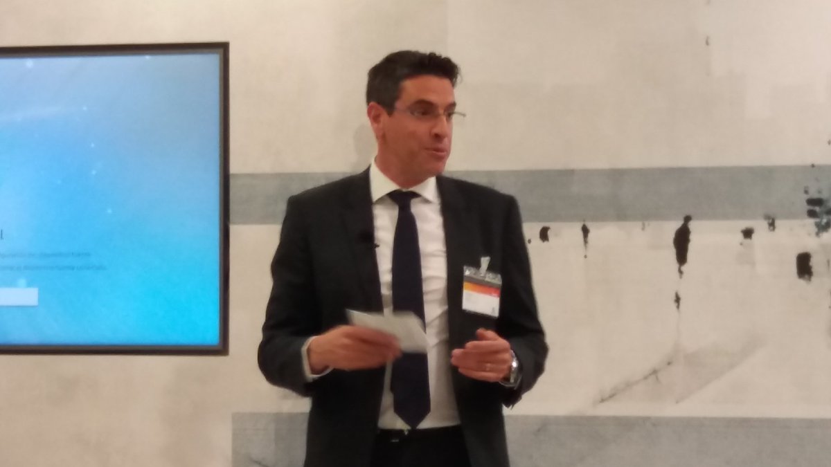 QuantiaSolutio1's tweet image. Ronen Zioni, gerente @QuantiaSolutio1 &quot;contamos con vosotros para la transformación digital en la industrial textil&quot; #launchquantiasolutions #digitaltextile