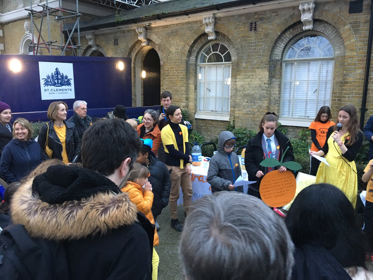 NeilJamesonUK's tweet photo. Great turn out in support of @telcocitizens @LondonCLT campaign to persuade @lindenhomes to release Meeting Rooms #StClementsCLT for community use. Thanks @MayorJohnBiggs for attending & support @CalumDGreen @Dave___Smith @SocietyGuardian https://t.co/5HkySQ5OW2