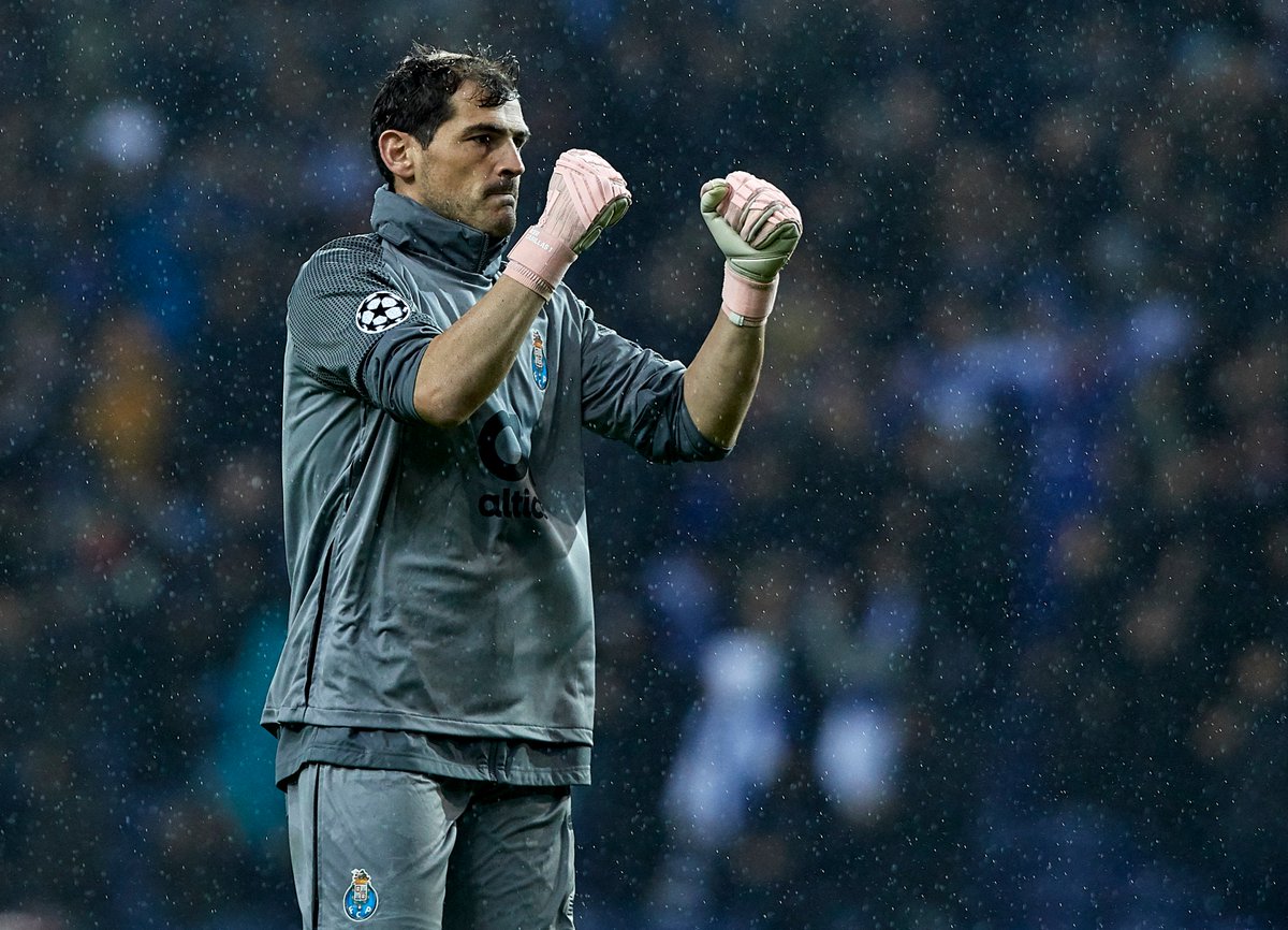 📝 Iker Casillas has signed a new contract at Porto until 2021. 💪

#UCL