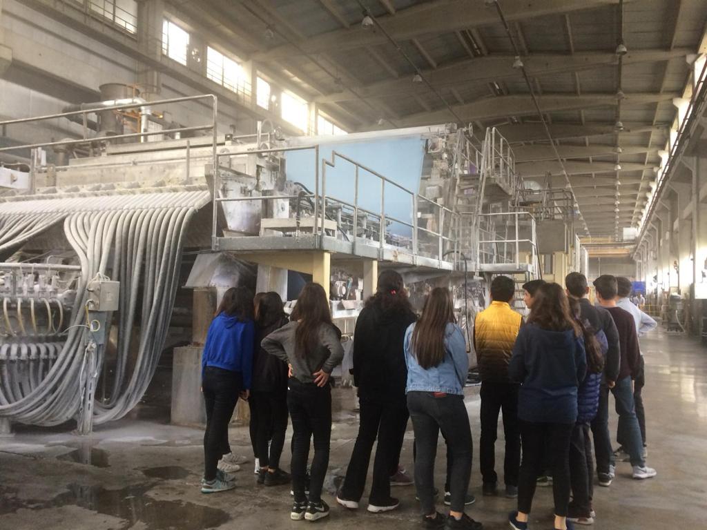 Sıfır Atık Projesi kapsamında Konak Namık Kemal Anadolu Lisesi öğrencileri kağıdın üretim sürecini yerinde izlemek için İzmir'in Kemalpaşa ilçesindeki ALKİM kağıt fabrikasını ziyaret etti

<a href="/yahsiomer/">Dr. Ömer YAHŞİ</a> #Eğitim2023