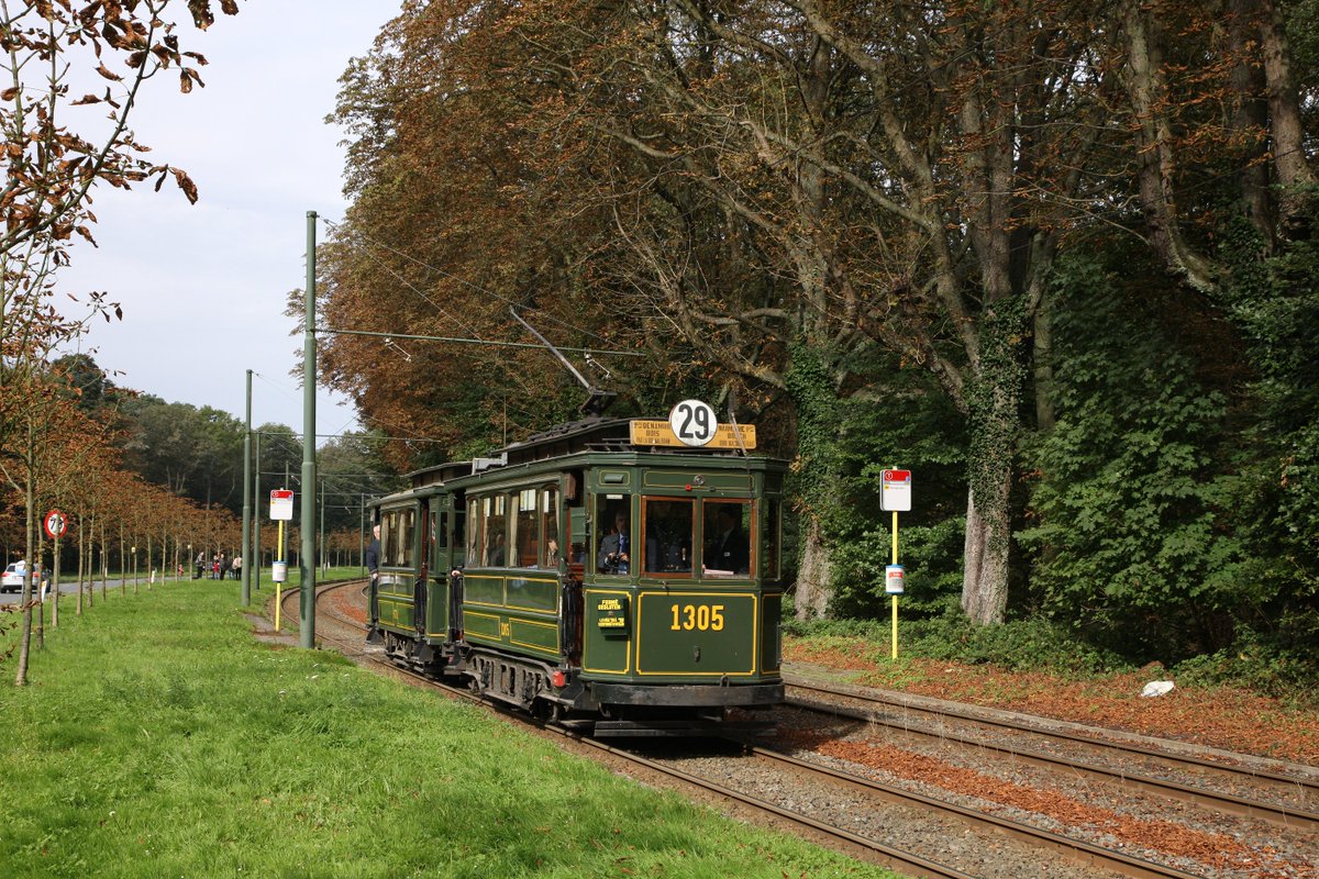 Une cavalcade de 40 trams sur la rue Royale, le #tram "nouvelle génération" au BIP, un tram à vapeur sur la pl. Royale = du jamais vu à #Bruxelles ! Ce 1er mai, venez fêter avec nous les 150 ans de trams bruxellois.
Retrouvez toutes les infos sur museedutram.brussels/150years #tram150