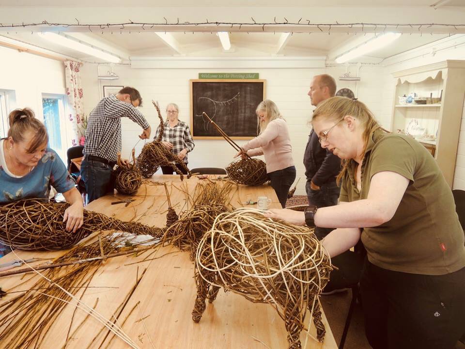 tresillianbb's tweet photo. Our Willow Sculpture Workshops are selling out FAST! 😱 We still have places left on Sunday 19th May so please book your place now to join in with the fun! 😁 Please call: 01664 481997 or visit: https://t.co/bQIkjNzFkc #WednesdayMotivation #goodvibesonly #handmadewithlove https://t.co/UTJM4tHyf6