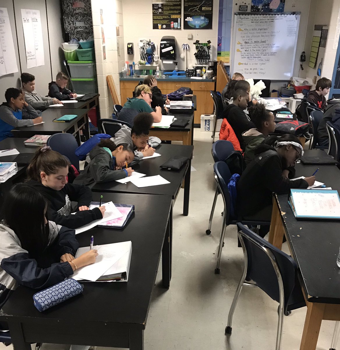 SMS Room 105 tweet media