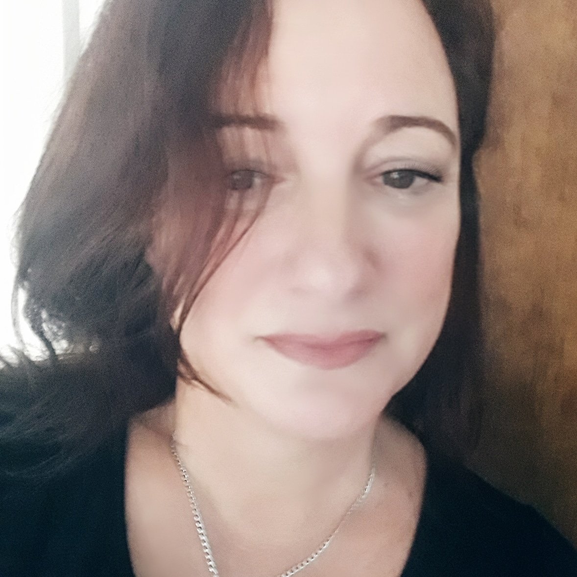 SordidFable's tweet photo. Im interviewed live, April 2nd...last night had weather issues. See you guys there, yet cool! Thanks for showing up last night! See you in 2 weeks. Ask me anything. https://t.co/0uLXJns3Cp