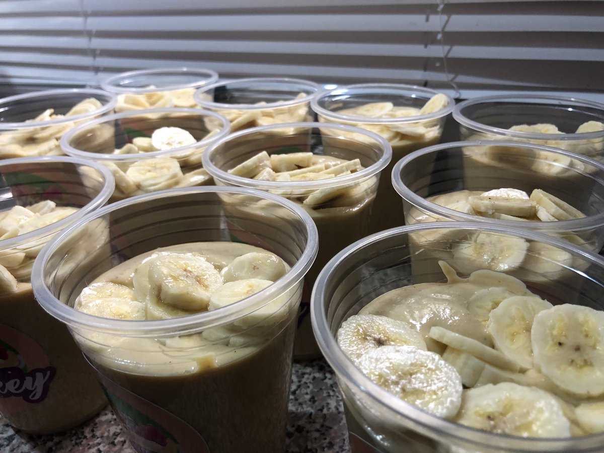 fruitkenkey's tweet photo. Preliminary stages of the buildup 😋😋🤩#mealprep #lunch #lateorders https://t.co/DGXlt5o5tz