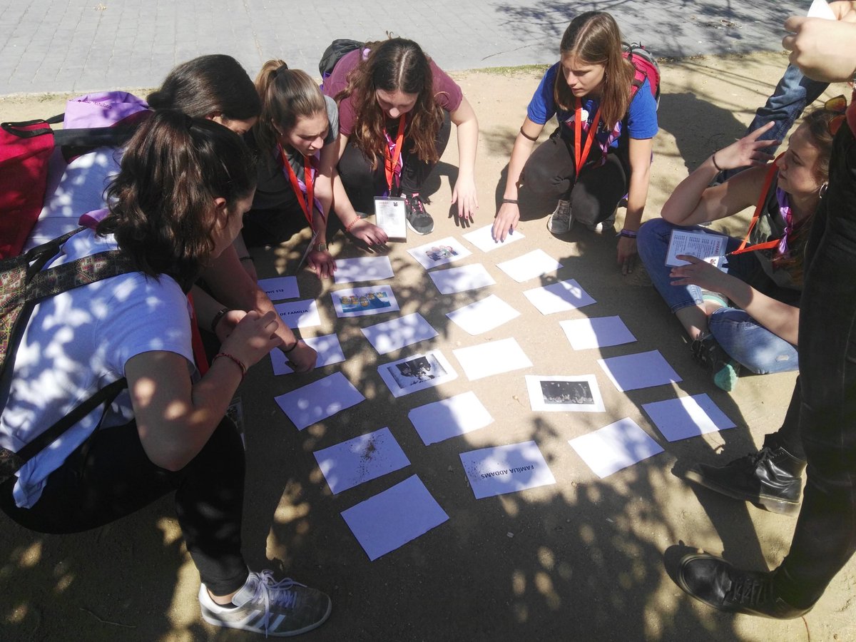 esplaixiribec's tweet photo. Qui també a tingut sortida han estat Colles Grans que han participat a la #TrocaJove19 a #Riudoms. 
Han après a com poden gestionar el seu temps amb Tic-Tac, TU!

#esplaixiribec #somdesplai #caminemjunts https://t.co/0cAS8qg2rs