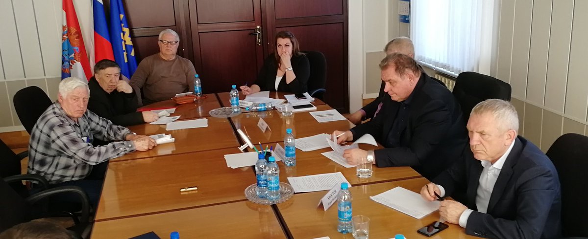 #Прямосейчас на личном приёме граждан главой #Тольятти @sa_antashev прозвучала новость для жителей Автозаводского района @UM_Hvostov: до конца марта регоператор <a href="/ecostr_ru/">ЭкоСтройРесурс</a> откроет в районе пункт приёма граждан по вопросам обращения с ТКО.