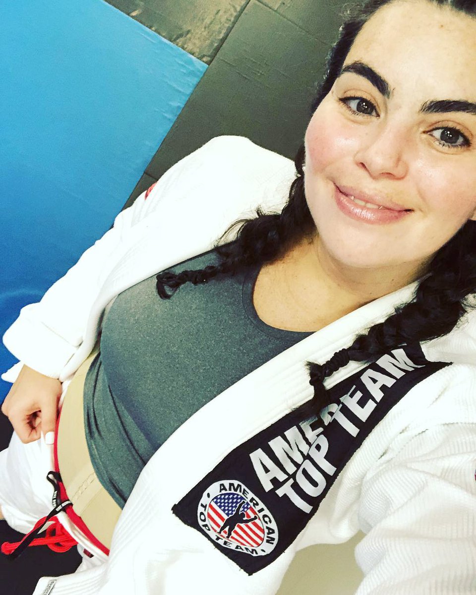 Bellefit's tweet photo. @thejiujitsumom 🖤 "Thank you thank you bellefit for the badass corset!! It was like a second skin, no restriction with movement and great support."
#motherhood #momlife #maternity #newmom #womensupportingwomen #bellefit #supportformoms #lovebellefit #mompride #momsrule #selfcare https://t.co/X0Ig3ndrq1