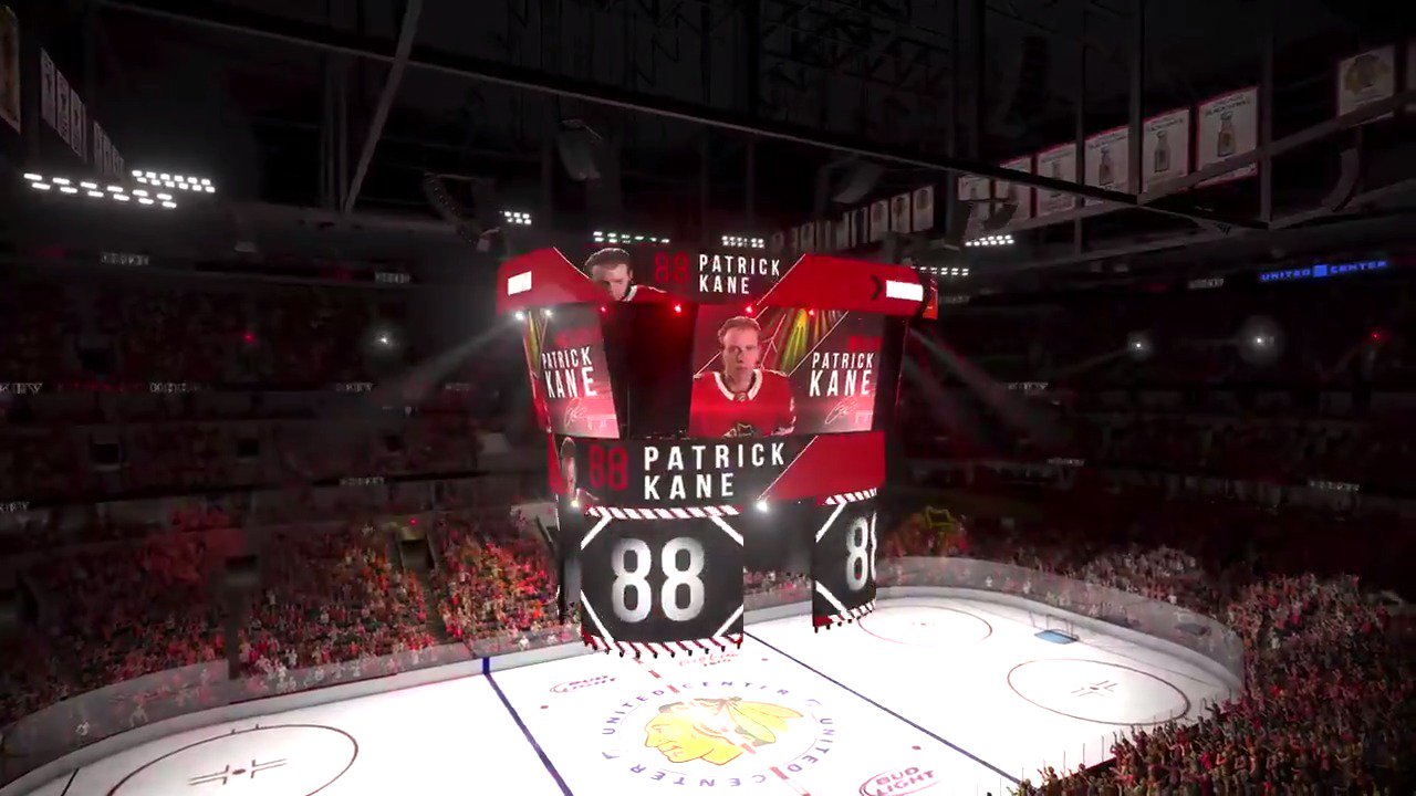 The United Center's massive new scoreboard — 'it's huge' — makes its debut  at the Blackhawks' Training Camp Festival scrimmage