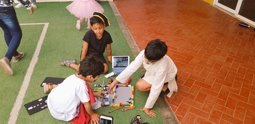 RaffISyear4's tweet photo. Roman Day and TechnoRISe for Year 4 today. Great costumes and Stop Motion projects! Thank you Ms. Padmaja for making this day awesome and parents for helping with food and their outfits! #RafflesISy4 #RafflesISevents #RafflesISprimary #RafflesISict https://t.co/IazN7xJVj6