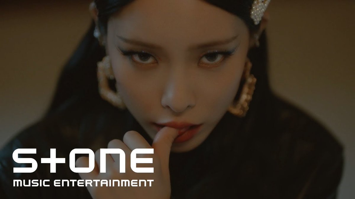 brazilkorea's tweet photo. #Heize libera o MV teaser de #Dispatch, faixa do seu 1° álbum completo #Shes_Fine, em colaboração com #Simon_D!
https://t.co/z7hIJualyR https://t.co/jUQJRdbGgp