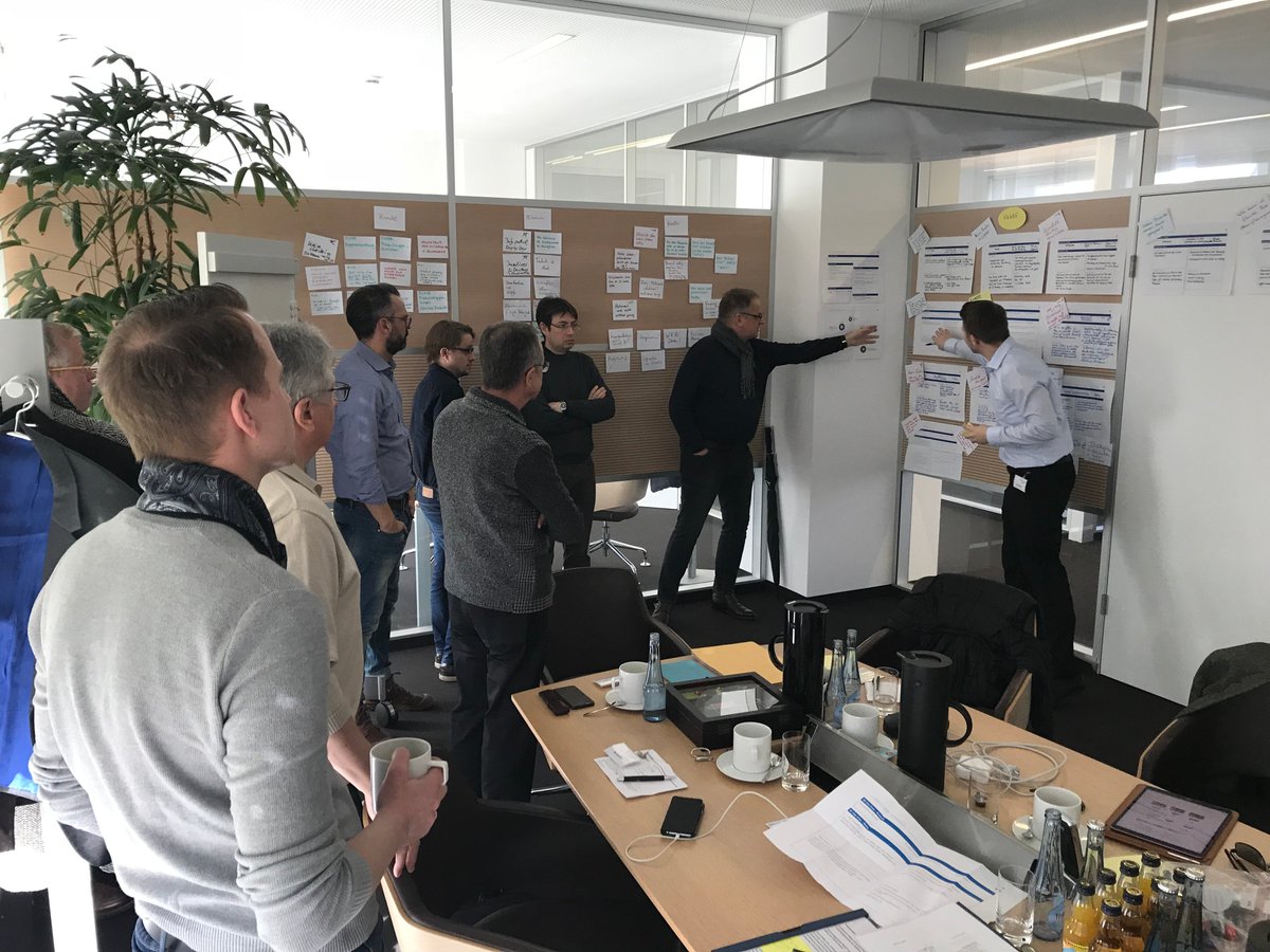 MorrisRiedel's tweet photo. ON4OFF Team @PieperBeauty @paluno_se @adessoAG @INtelegenceGmbH @fz_juelich &amp; ProXperts discuss with @ProfHeinemann using #ArtificialIntelligence in #Retail via #NLP &amp; #ModularSupercomputing by @DEEPprojects @fzj_jsc @Haskoli_Islands @uisens @uni_iceland - https://t.co/xal4kRdWcy https://t.co/kPIvhOQp5a