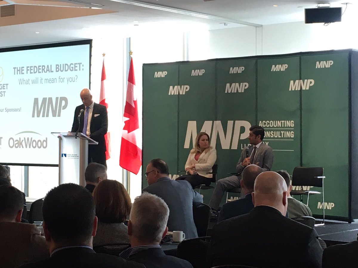 Kenzoleon's tweet photo. Experts @TrevinStratton, Chief Economist @CdnChamberofCom &amp; @MercedesGlobal, Bureau Chief @globalnews dissecting the 2019 Federal Budget this morning @ottawabot @obj_news Post-Budget  Breakfast #federalbudget2019 #postbudgetbfast #ottawa #business https://t.co/aXsN7nkGUG
