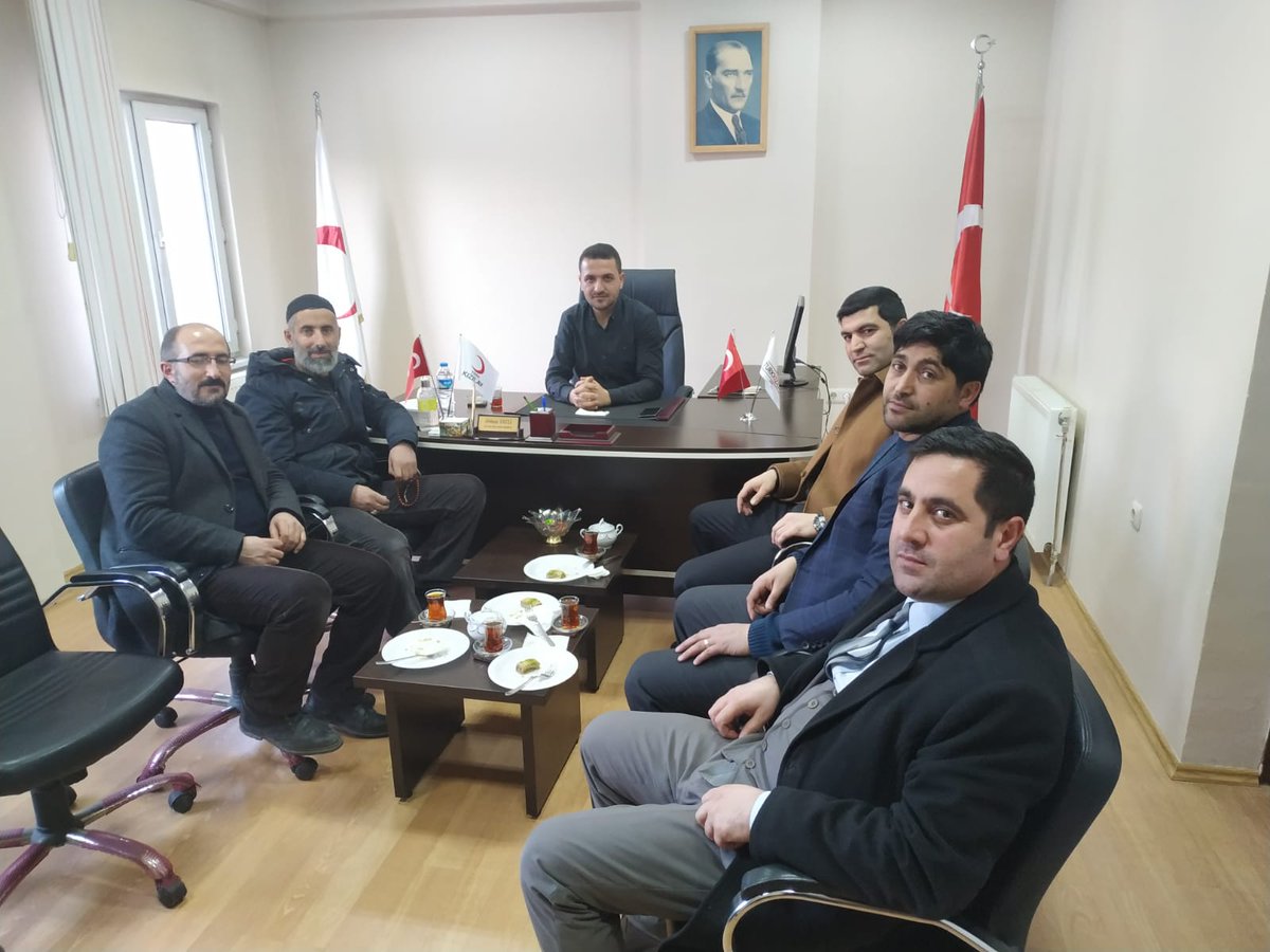 agrikadap's tweet photo. Platform olarak Kızılay Ağrı Şube Başkanlığına seçilen @OrhanTatli 'ya hayırlı olsun ziyaretinde bulunduk. Allah hayırlı hizmetler yapmayı nasip etsin. Başkanımıza tekrardan yeni görevinin hayırlı olmasını dileriz.
@KeremEngin01
@yilmazsagin https://t.co/hmuUwNf5hw