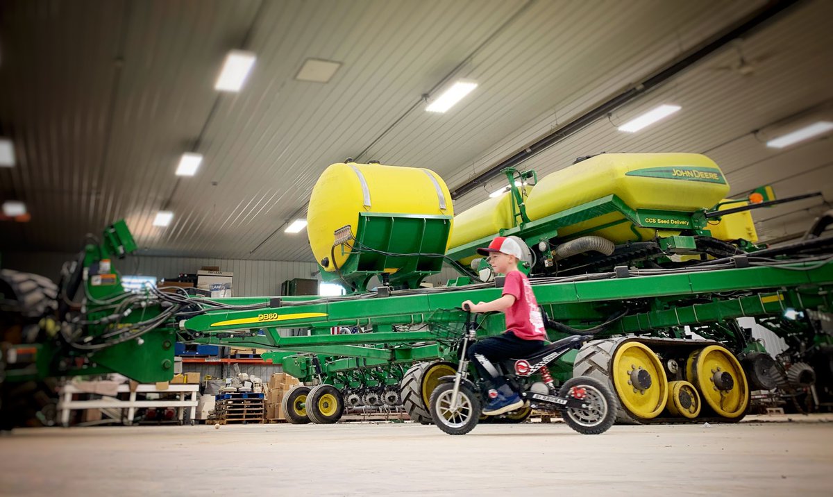 BrennemanPork's tweet photo. Spring Breakin’ farm style...#springbreak2019 https://t.co/BbxRCCjeXz