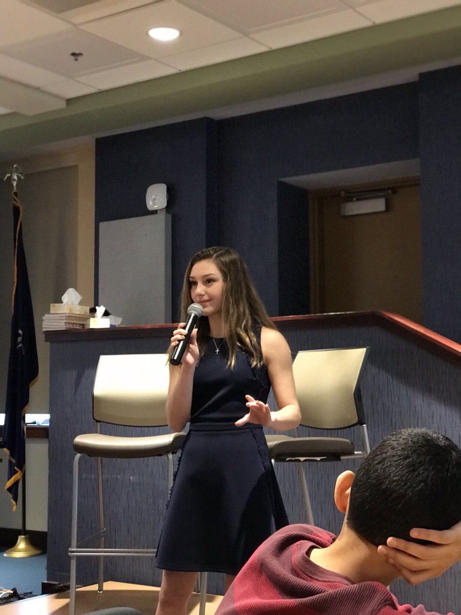 WilliamsonHS1's tweet photo. Irini crushing it at the #WFLPL conference! #kidspeak #passion #marauderpride #PersonalizedLearning @WCSMarauders https://t.co/rGgWoNTw0D