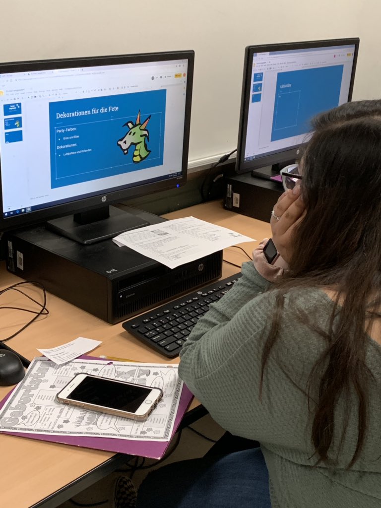 FrauHughes's tweet photo. German 2 is busy planning Peppa Pig‘s birthday party! @OakKnollMS @hhshawks03 @HanoverSchools #HCPSWL https://t.co/ytwxXoKA12