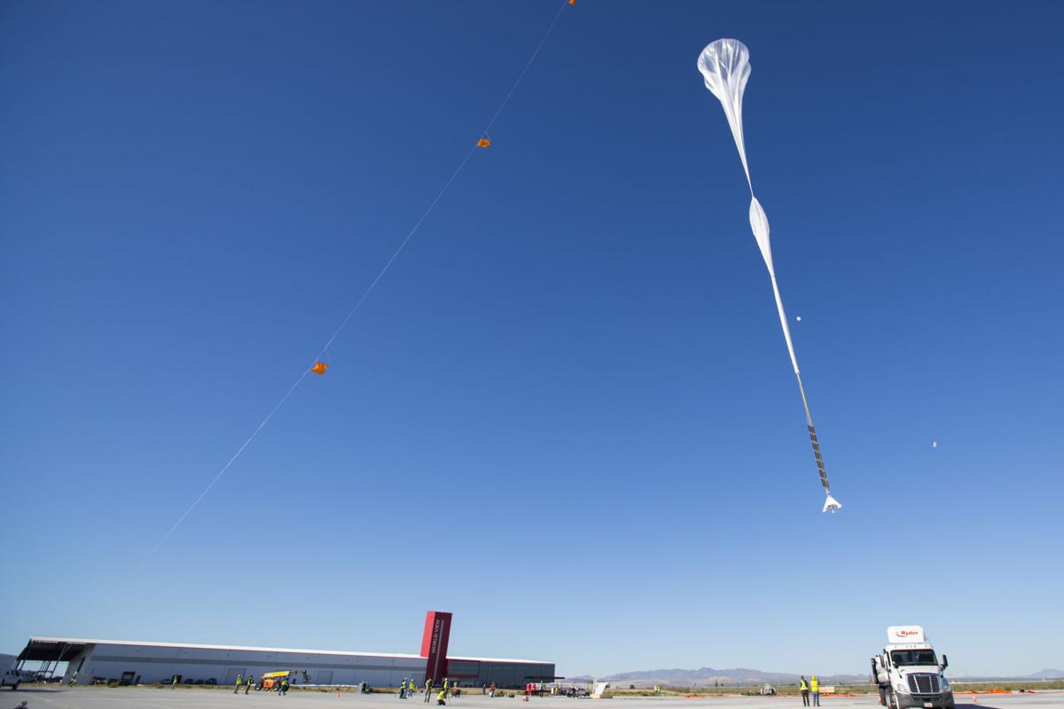 stratoballoon's tweet photo. There is a chance today for a @WorldViewSpace balloon launch from #SpacePortTucson in Arizona.
According to the issued NOTAM, the two hours launch window opens at 19:00 utc.
Stay Tuned ! https://t.co/w329TygaP2