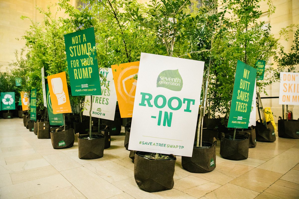 It’s happening! Root-In rally for toilet paper made from recycled paper @ Grand Central ‘till 8 pm. 🌳🚫🍑 <a href="/SeventhGen/">Seventh Generation</a> #SaveaTreeSwapTP