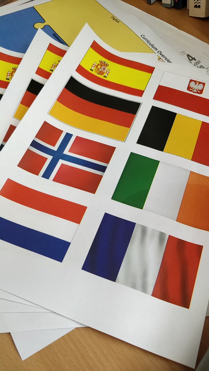 CNewmanHE's tweet photo. Today we are learning about pedagogies in different European countries in social pedagogy with Level 5 #wearenewman #earnandlearndegrees @Newman_College https://t.co/LfqdyYlkgt
