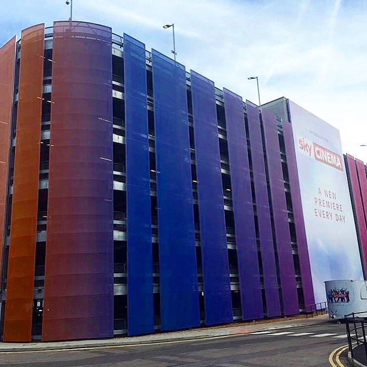 #installation #advertising #branding #banner #ropeaccess #abseiling #sprat #elevateyourbrand