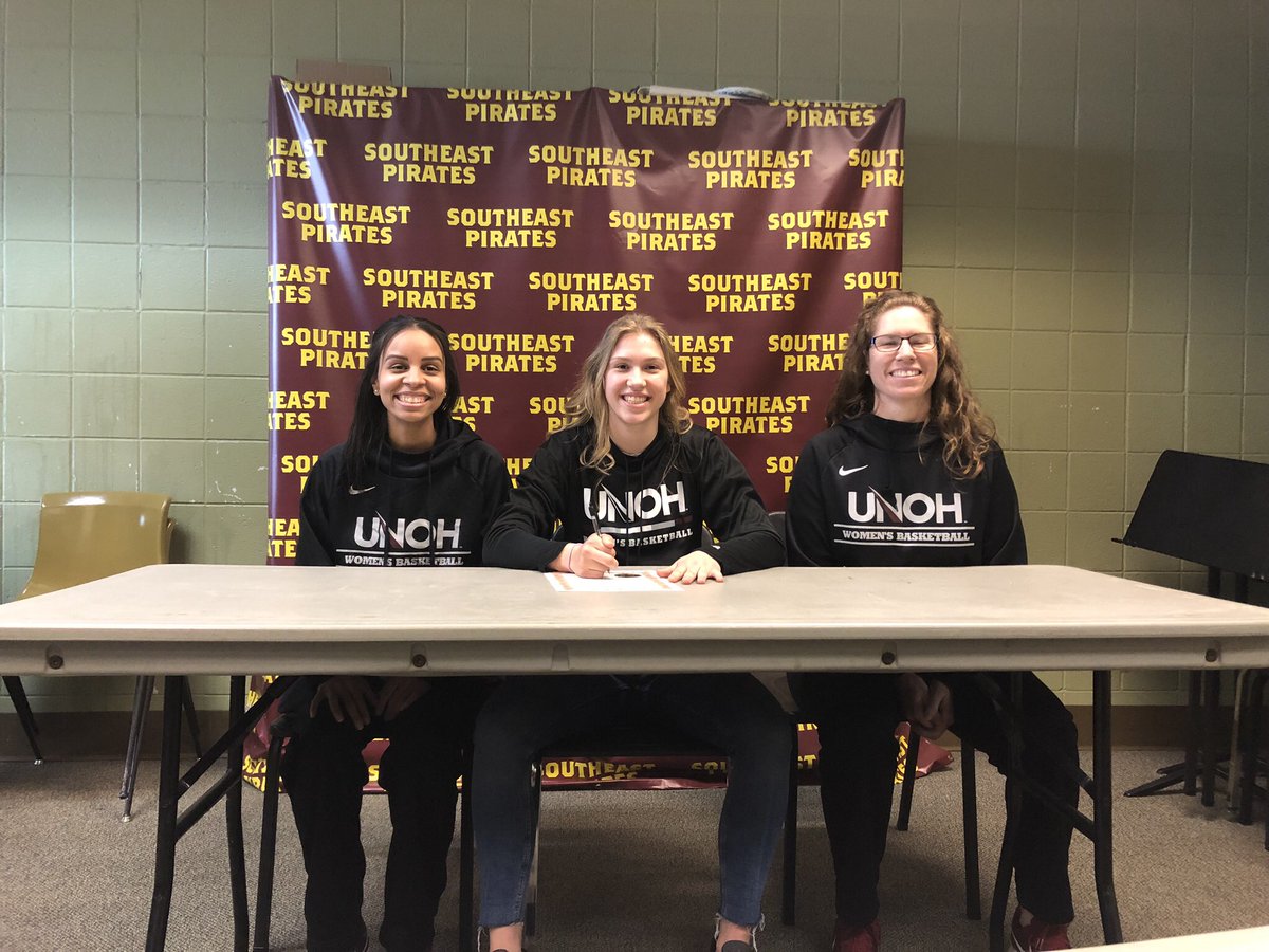 unoh_wbb's tweet photo. UNOH WBB wants to OFFICIALLY welcome @smorehead14 to the family! She is going to bring constant heart, unbelievable work ethic, a consistent jumper, and LOCK down defense to every game this season🏀 🔒Welcome👏🎉#letsgetit #greatthingsinstore #staytuned 👀 https://t.co/iEJXqxNpb8