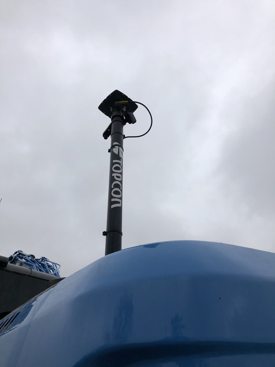 Vandaag de installatie van onze 2e #GPS set van <a href="/Topcon_NL/">Topcon NL</a> op 1 van onze rupskranen. #mooiwerk