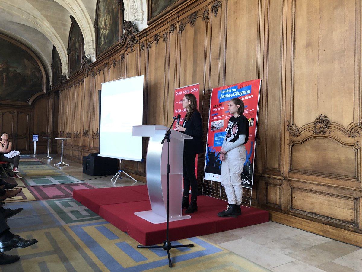 JSoreauEMNorman's tweet photo. #CaenTesJeune
Très belle prestation de nos ambassadrices #CapVersLeSup, qui ont pitché devant le jury. https://t.co/7jabBXek8M
