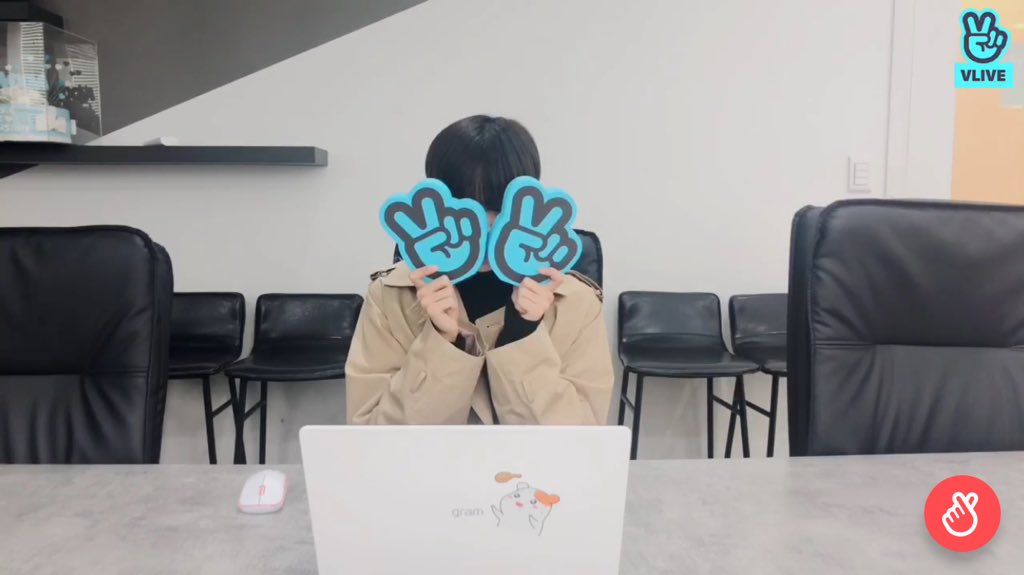 hwi_mooon's tweet photo. 존버는 성공합니다 🌟

170614 동현 첫 V Live
170629 영민 첫 V Live
170713 영민X동현 첫 V Live
190114 대휘 첫 V Live (BNM)
190116 우진 첫 V Live (BNM)
190308 우진X대휘 V Live
>190320 영민X동현X우진X대휘< https://t.co/hsFbMl6IrT