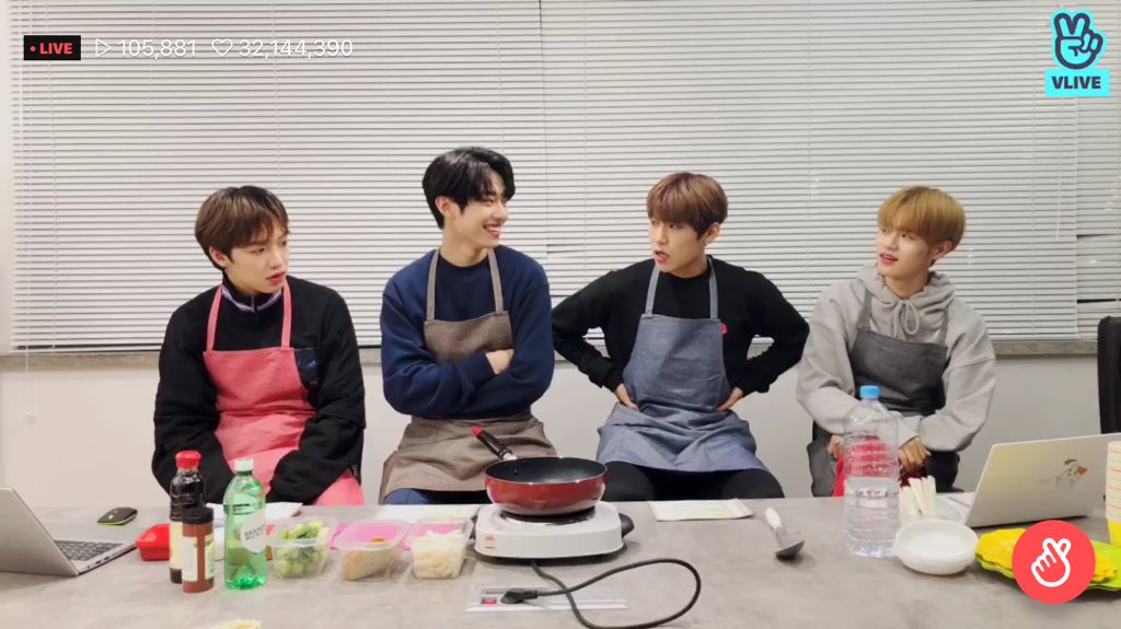 hwi_mooon's tweet photo. 존버는 성공합니다 🌟

170614 동현 첫 V Live
170629 영민 첫 V Live
170713 영민X동현 첫 V Live
190114 대휘 첫 V Live (BNM)
190116 우진 첫 V Live (BNM)
190308 우진X대휘 V Live
>190320 영민X동현X우진X대휘< https://t.co/hsFbMl6IrT