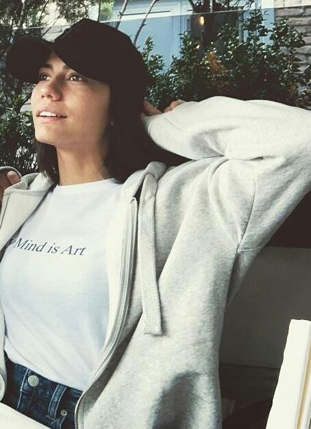 smoakaydin's tweet photo. Demet de boné, é isso ♡ https://t.co/TClvI9NytY