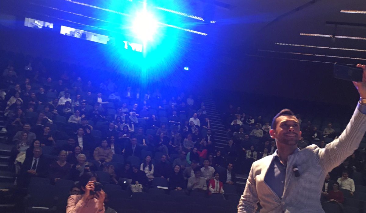 The_LHoFT's tweet photo. A fantastic start to the London #Fintech Conference!

@naszub kicked it off with his keynote: "Rise of the Machines - Hype and Reality of AI", and it's a full schedule up to our student networking event at 20:30 - part of #TalentMonth19!

https://t.co/JxDoLip79E
#Fintech #AI https://t.co/poXZZbu2Fq