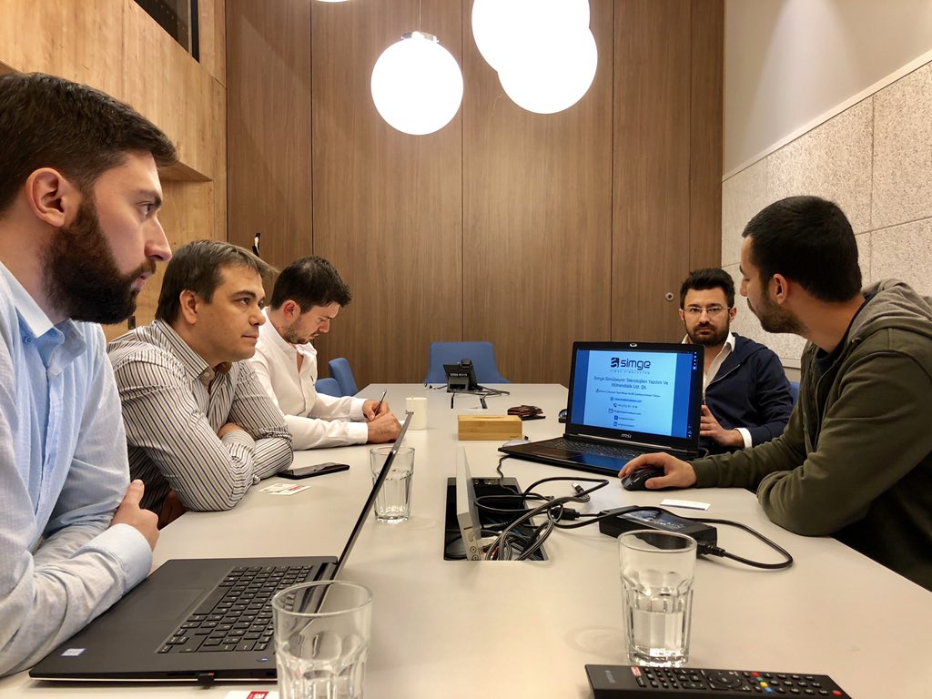 CyberparkTGB's tweet photo. İş birliği görüşmelerimiz çerçevesinde girişimcilerimiz Havelsan ile bir araya geldi. @havelsan @HavelsanARGE https://t.co/aKFBnhT4ib
