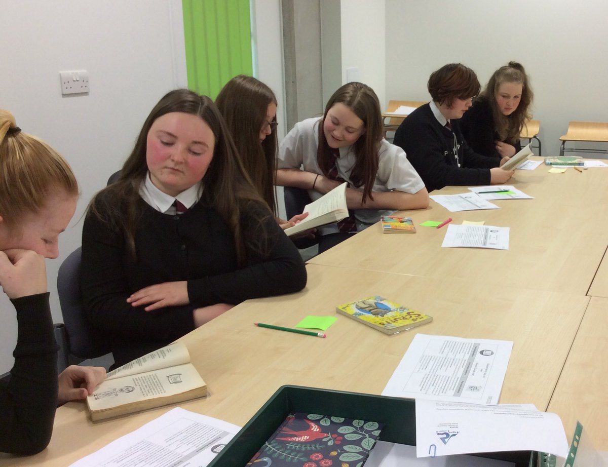 ForAcadLib's tweet image. The boys have had their turn, now it’s time to bring on the girls! By popular demand of P5 @Whitehillsps, our S2 girls had their first #pairedreading training session today. We’re all very much looking forward to our visits! #FOROpportunitiesForAll